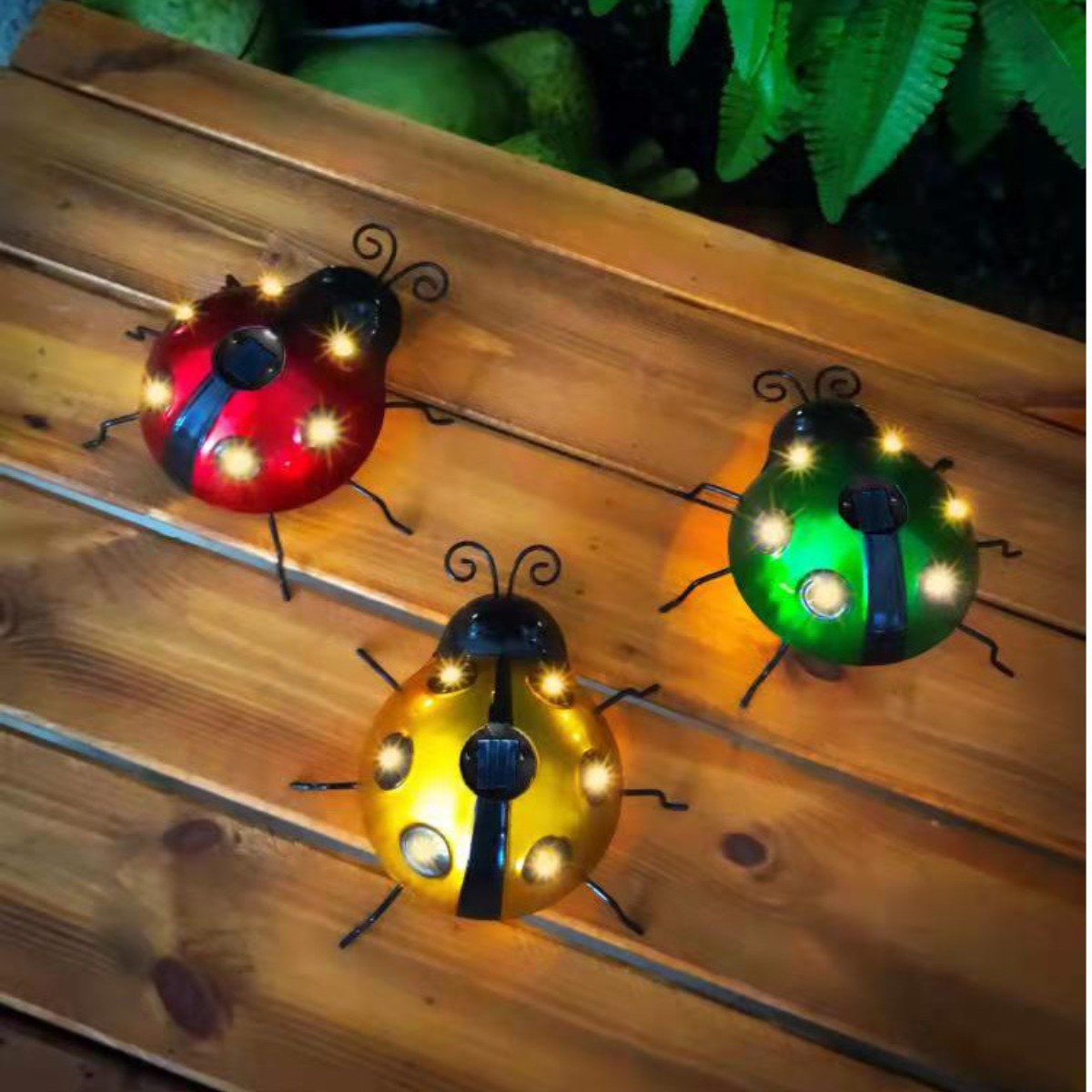 새로운 태양열 철제 예술 무당벌레 창의적인 시뮬레이션  - Art Craft Ladybug 리뷰 및 가격