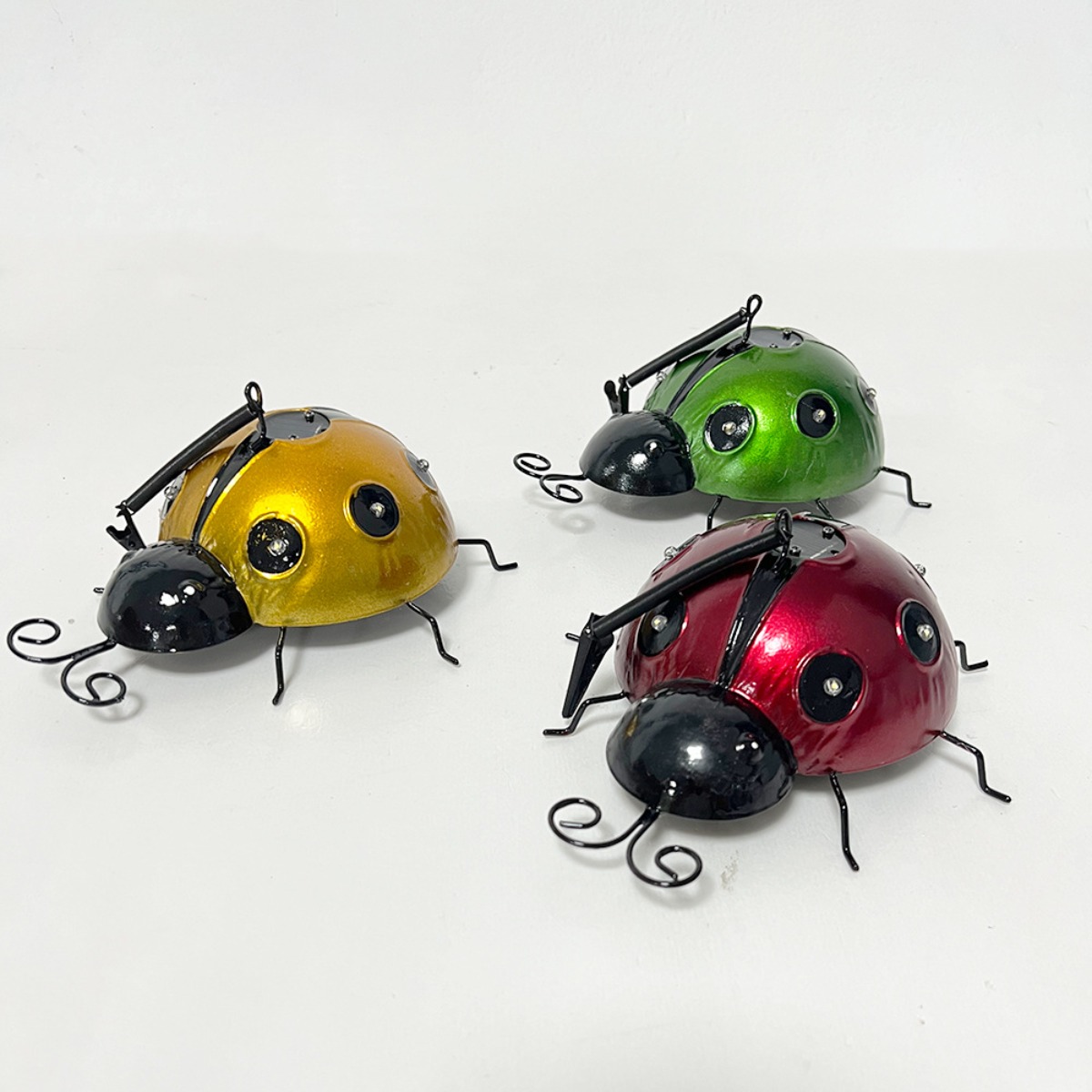 새로운 태양열 철제 예술 무당벌레 창의적인 시뮬레이션  - Art Craft Ladybug 리뷰 및 가격